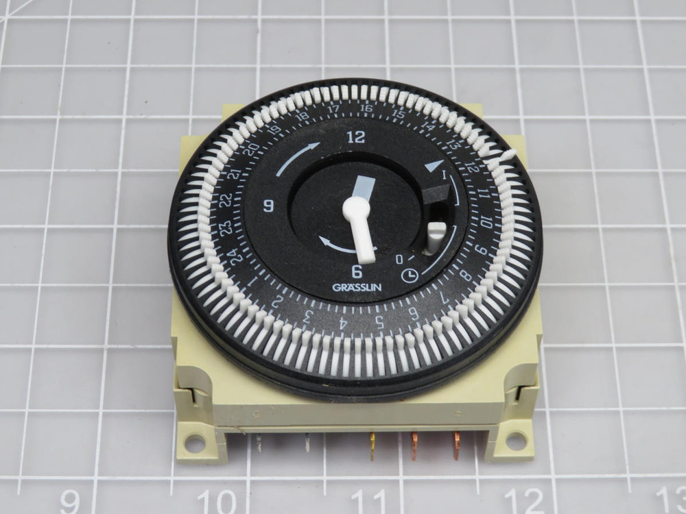 Grasslin FM/1 Stuzh 01.76.0016.1 Timer 220-240VAC 50 Hz   For Sale