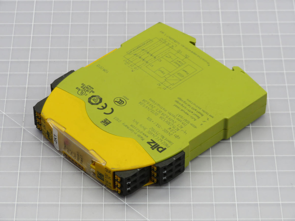 PILZ  751102  SAFETY RELAY  For Sale