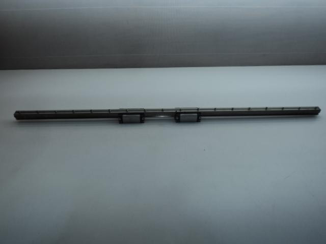 LOT OF 2 REXROTH R162222220 LINEAR BEARINGS ON SLIDER RAIL 40 IN