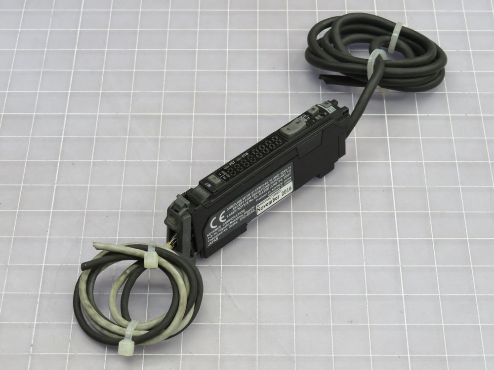 KEYENCE  LV-N11N  AMPLIFIER  For Sale