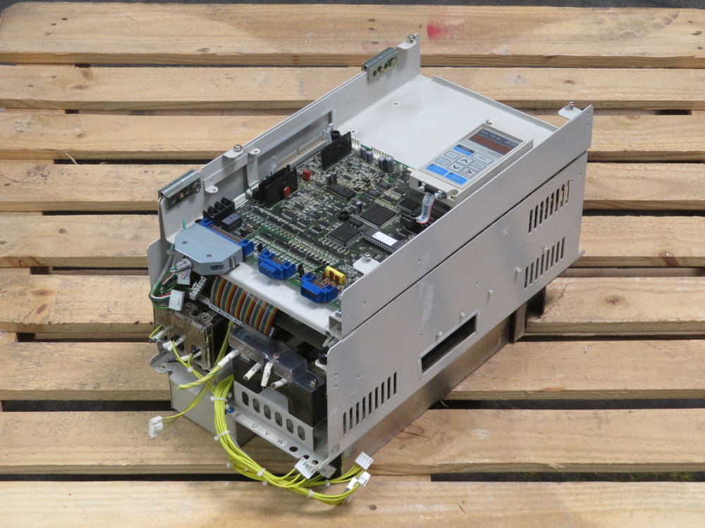 YASKAWA  CIMR-VMS25P5    For Sale