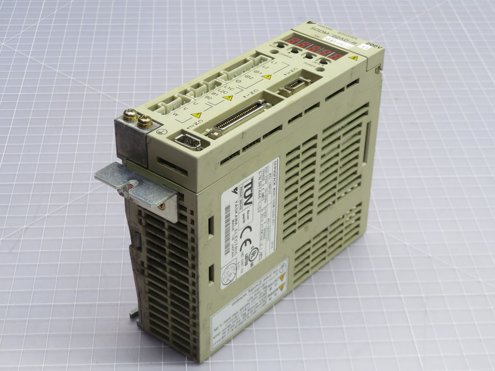YASKAWA  SGDM-02AD-RY1    For Sale