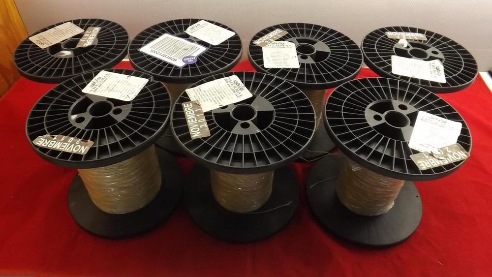 LOT OF 7 ROLLS OF THERMAL WIRE CABLE TWC 482-28NPCG 8926 FT IN TOTAL 482 C