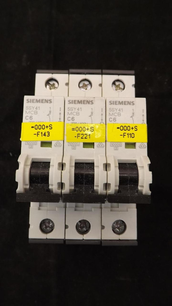 LOT OF 3 SIEMENS 5SY41MCBC6 CIRCUIT BREAKERS T21976