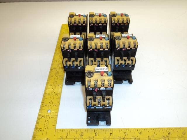 LOT OF 7 ALLEN-BRADLEY 193-BSB 60B OVERLOAD RELAYS  4-6AMP BI-METALLIC T17549