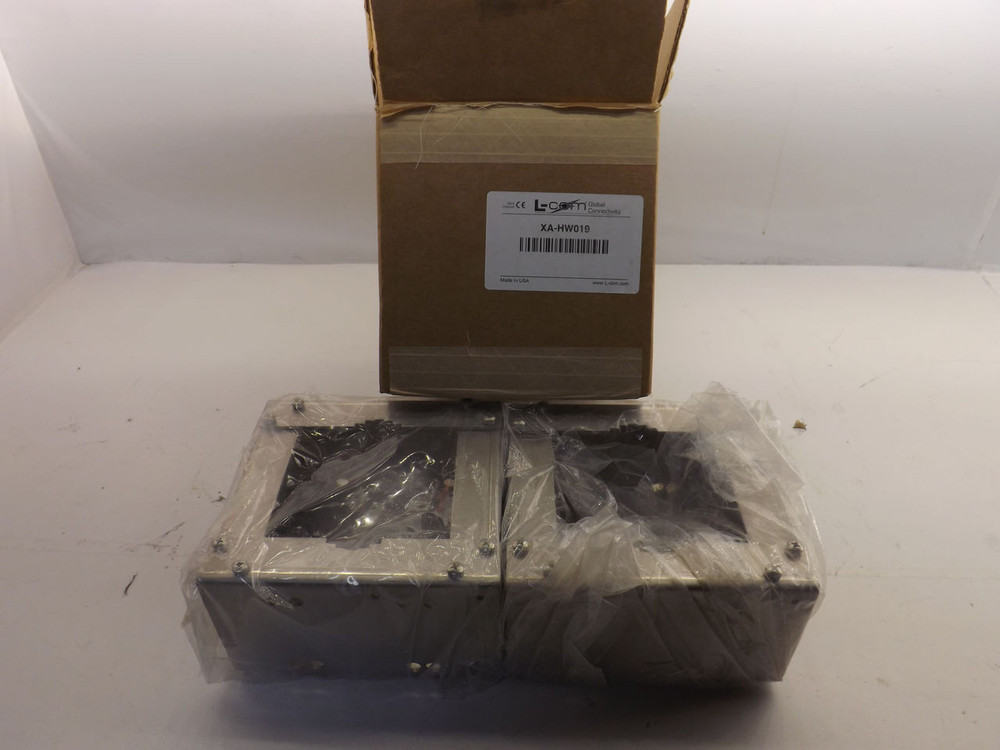 LOT OF 2 L-COM XA-HW019 ENCLOUSURES T40215