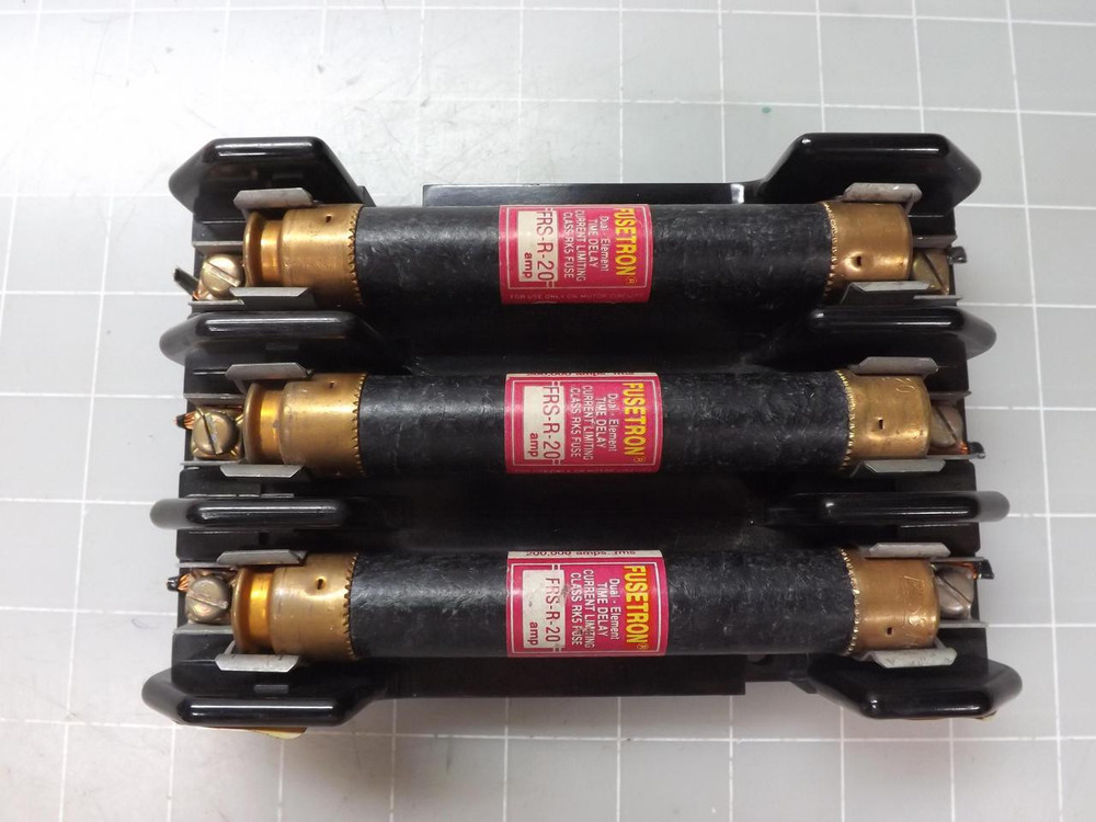 LOT OF 3 FUSETRON FRS-R-20 H60030-3P FUSES W/ FUSE HOLDER T49906