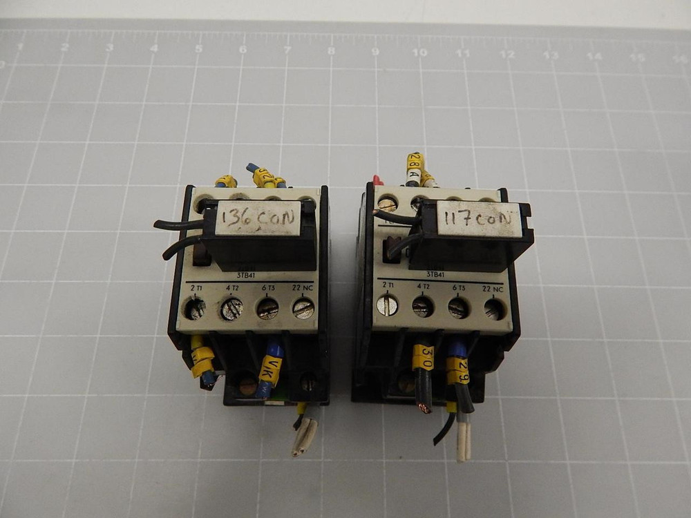 LOT OF 2 SIEMENS 3 TB 41 11-0A CONTACTOR T60433