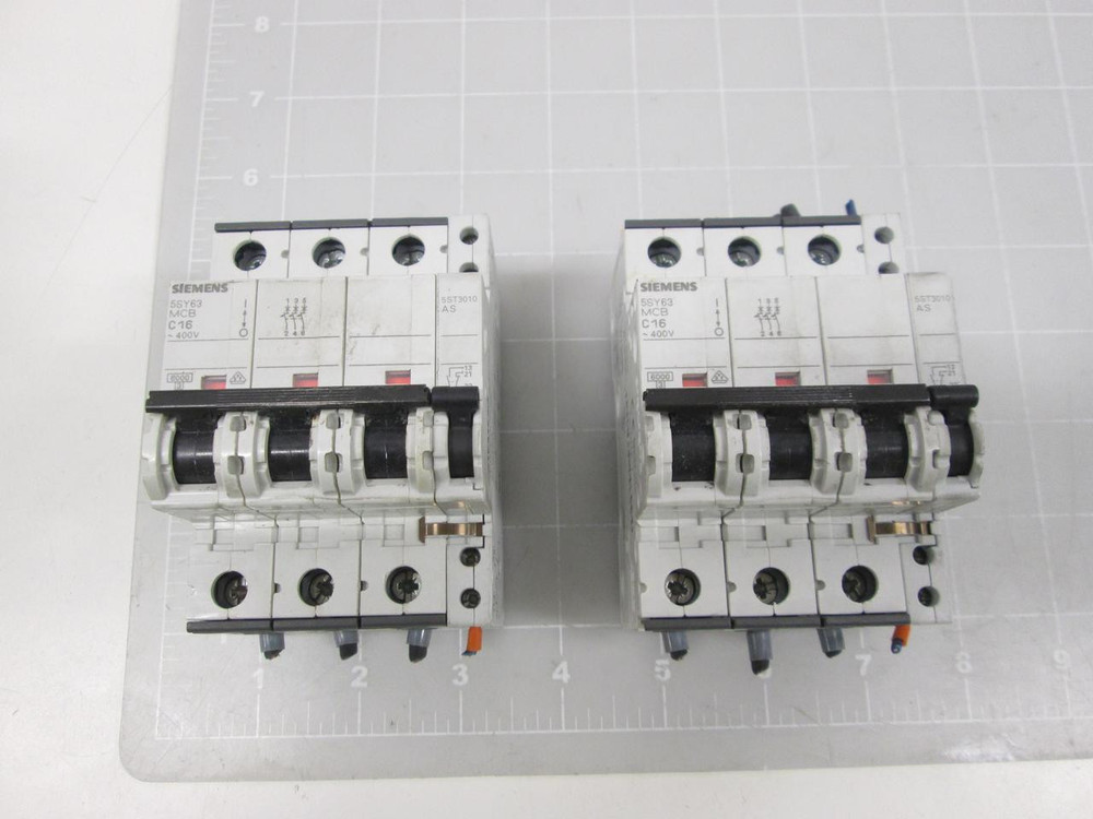 LOT OF 2 SIEMENS 55763-MCB-C16 CIRCUIT BREAKER T61310