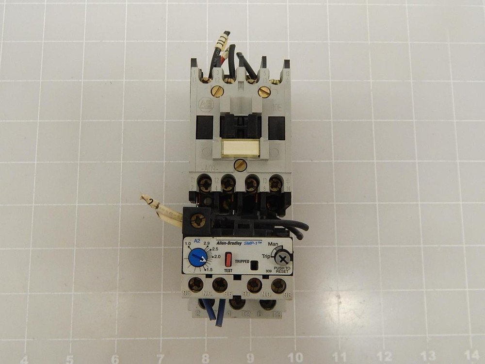 ALLEN BRADLEY 100-A09ND3 CONTACTOR W/ OVERLOAD RELAY T70712