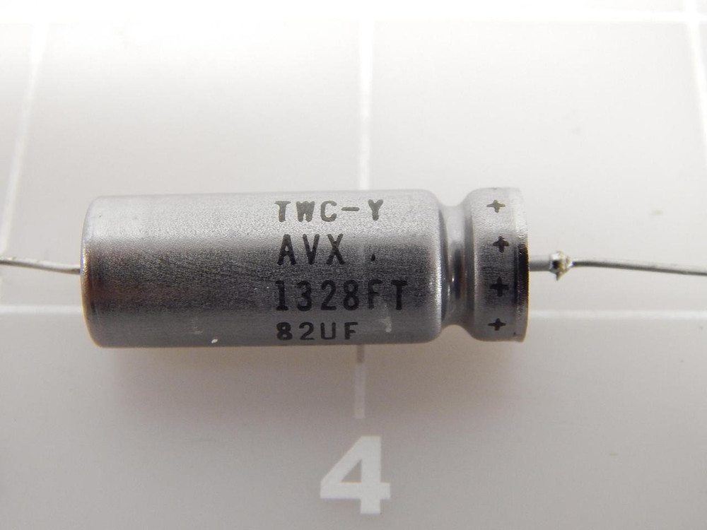 AVX TWCE826K125CCYZ0000 TANTALUM CAPACITORS - WET 125 VOLTS 82 UF 10 % T88347