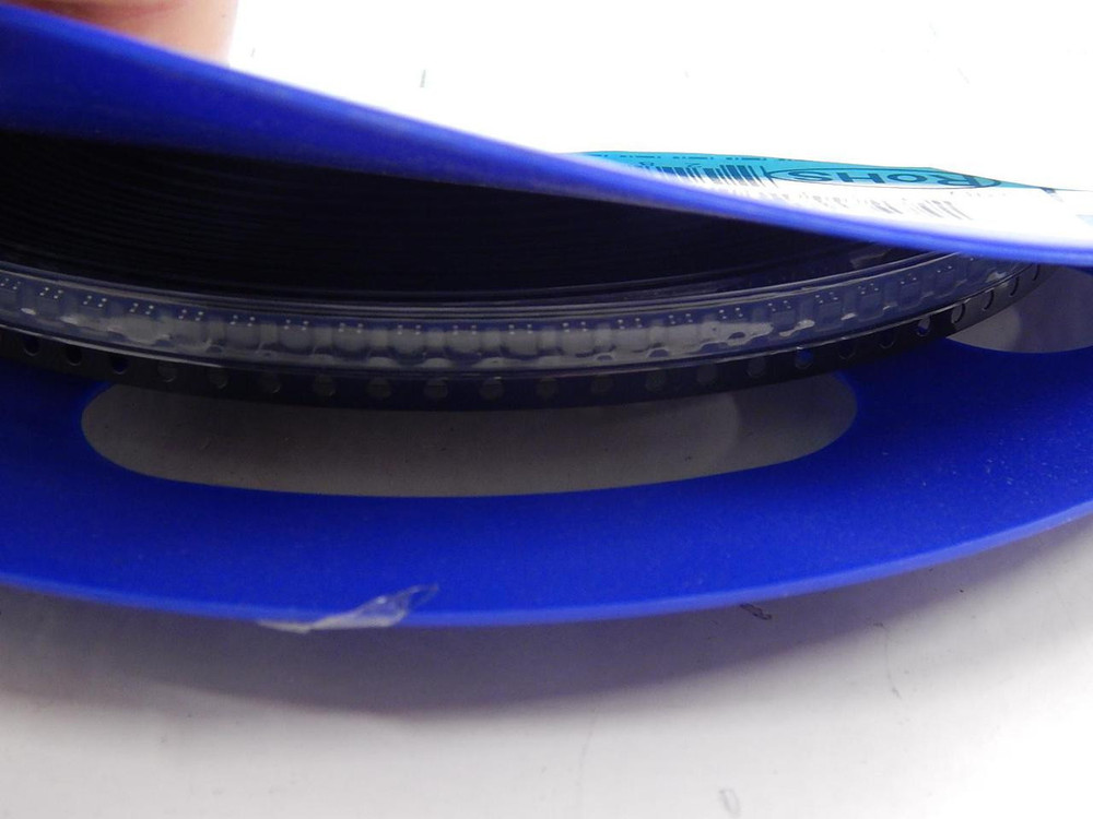 LOT OF 1600 VISHAY LFKA312-1021-00 SI1300BDL-T1-E3 MOSFET 20V 0.4A 0.2W 0.85OHM @ 4.5V T88926