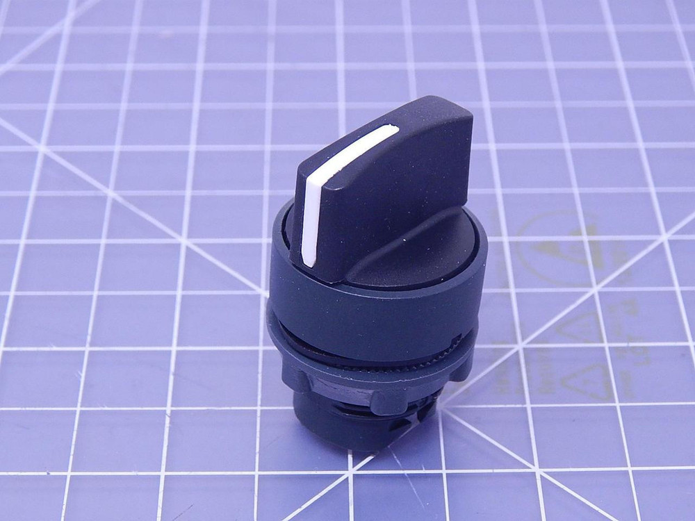 Lot of 4 Schneider Electric ZB5 AD3 Non-Illum Selector Switch T108872 For Sale