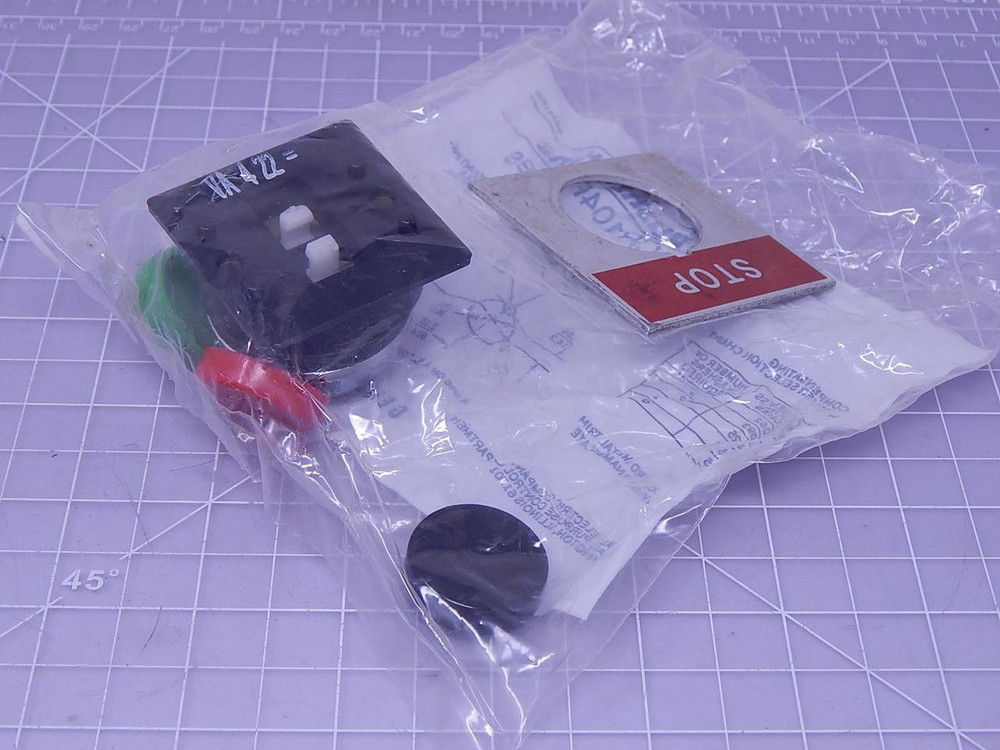 GE CR104PBG00U1 Hd Oiltight Pushbutton T115652 For Sale