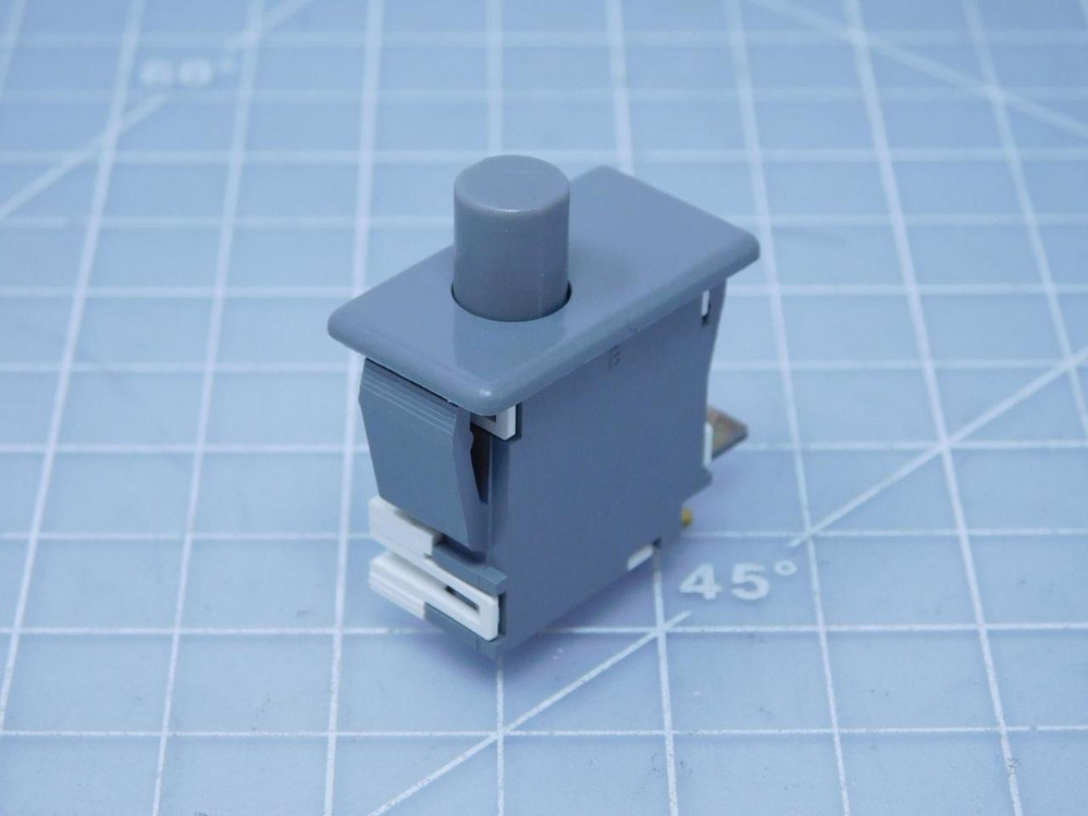 Lot of 95 Cherry E6975CO For Sale