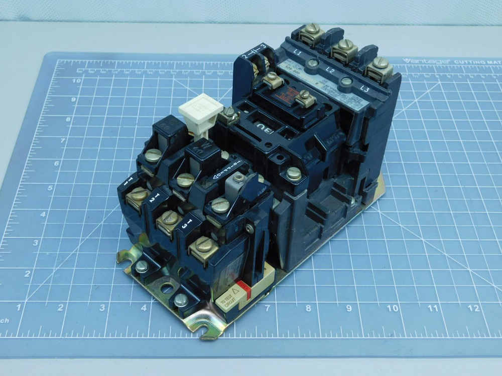 Allen-Bradley 42185-800-01  Nema A600 Overload Relay For Sale