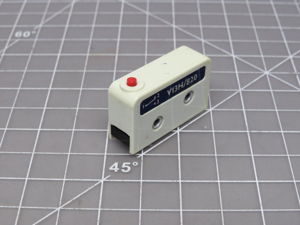Lot of 20 Saia-Burguess V13H/820  Micro Switch For Sale