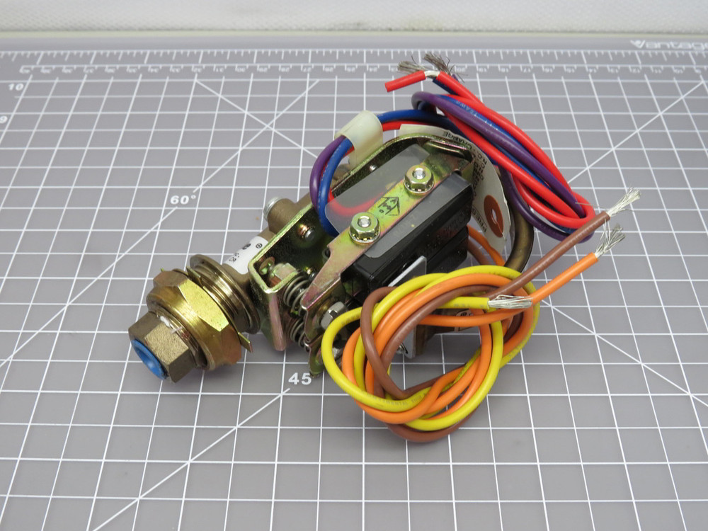 Barksdale B2S-H48SS  Pressure Switch Bourdon Tube For Sale