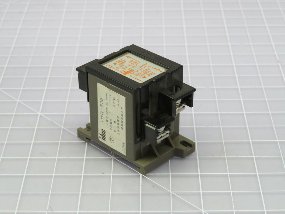Lot of 2 IDEC TWR-526  Control Relay   For Sale