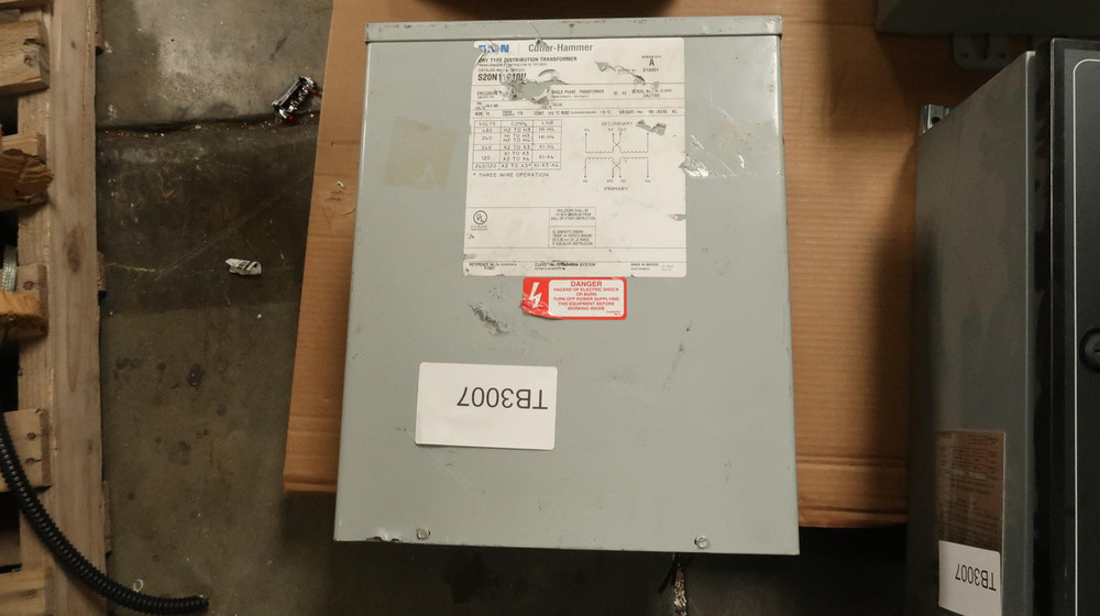 Cutler-Hammer S20N11610N  Dry Type Distribution Transformer 10 KVA  For Sale