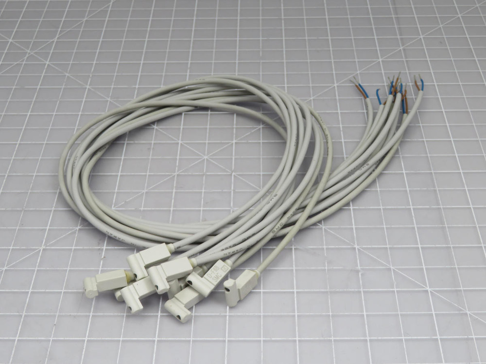 LOT OF 8 SMC D-F8B SOLID STATE AUTO SWITCH, DIRECT MOUNTING T200461