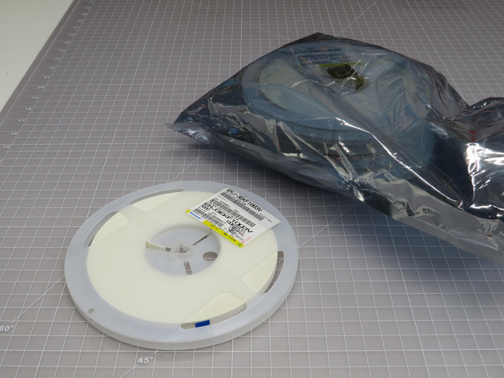 Lot of 35000 Panasonic  ERJ-3EKF1003V  Resistor,Thick Film,Res 100 Kilohms,Pwr-Rtg 0.1 W,Tol 1%,SMT,0603,Cut Tape

  For Sale