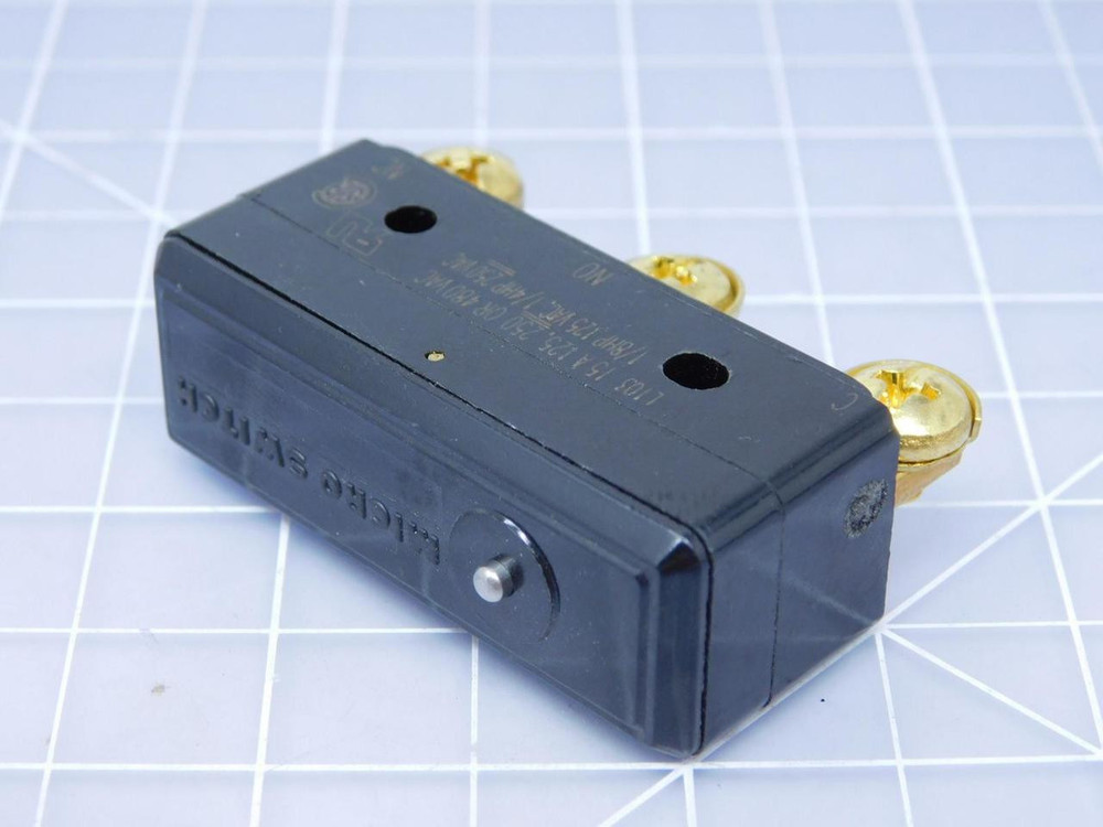 Micro Switch BZ-R-P4 Basic / Snap Action Switch BASIC SW SPDT 15 A 250 VAC PIN PLGR ACTR T122439 For Sale