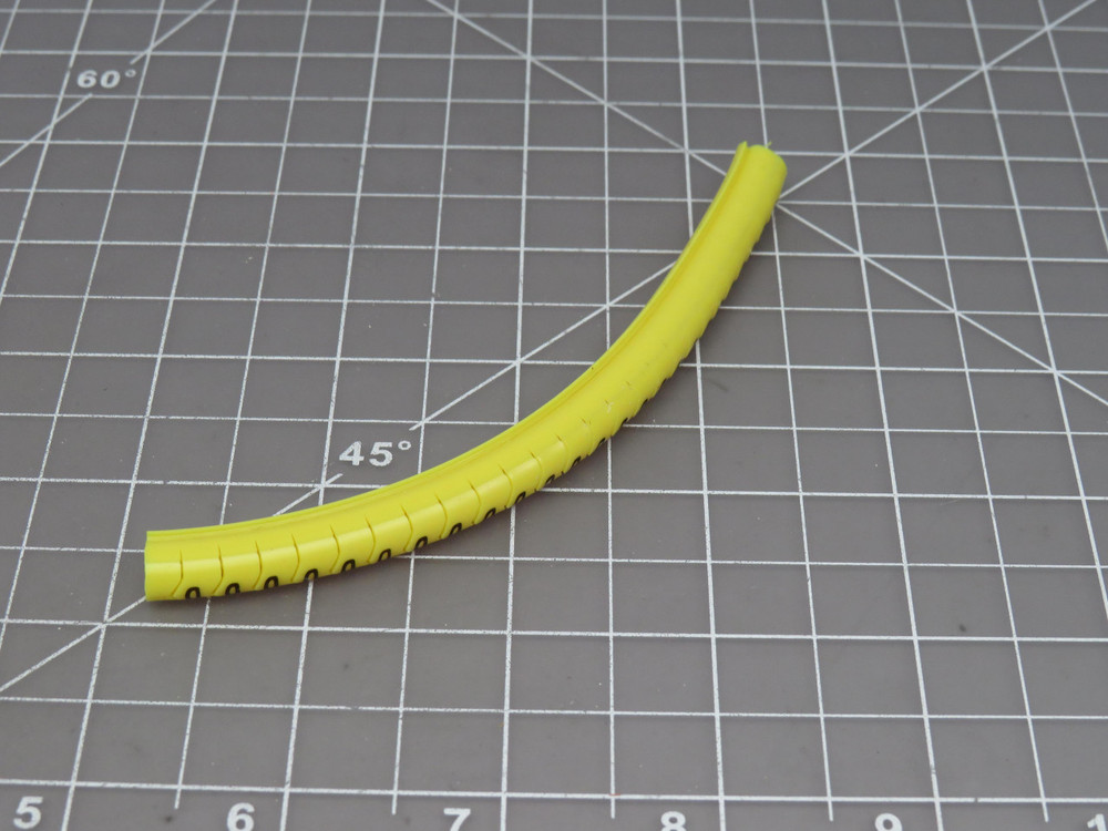 Lot of 600 Brady OG4Y-D 67403 UMAI / MUAC Omni Grip Sleeves For Sale