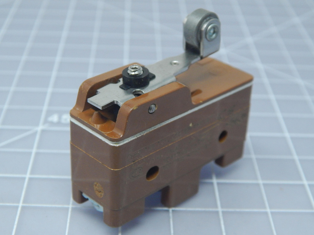 Honeywell BZ-3RW899550520-PC2-S  Basic / Snap Action Switches For Sale