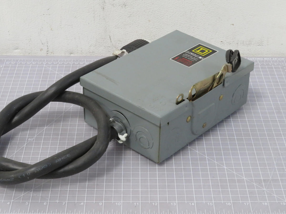 Square D DU321  Safety Switch 30 Amp 240 VAC  For Sale