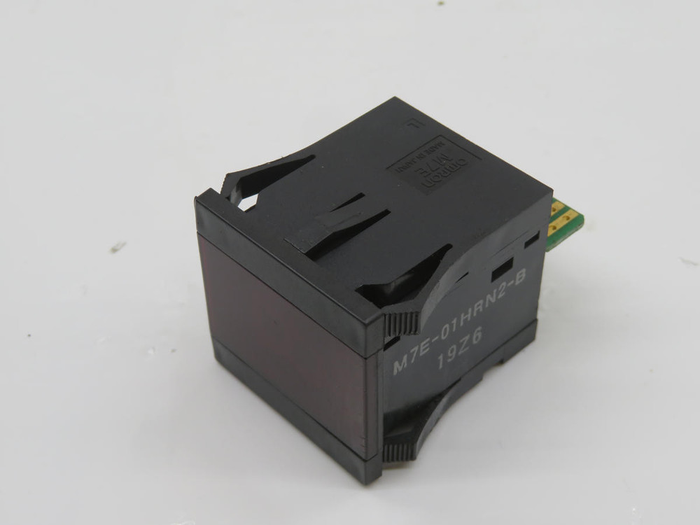 Omron  M7E-01HRN2-B  Controller Digital Display  For Sale