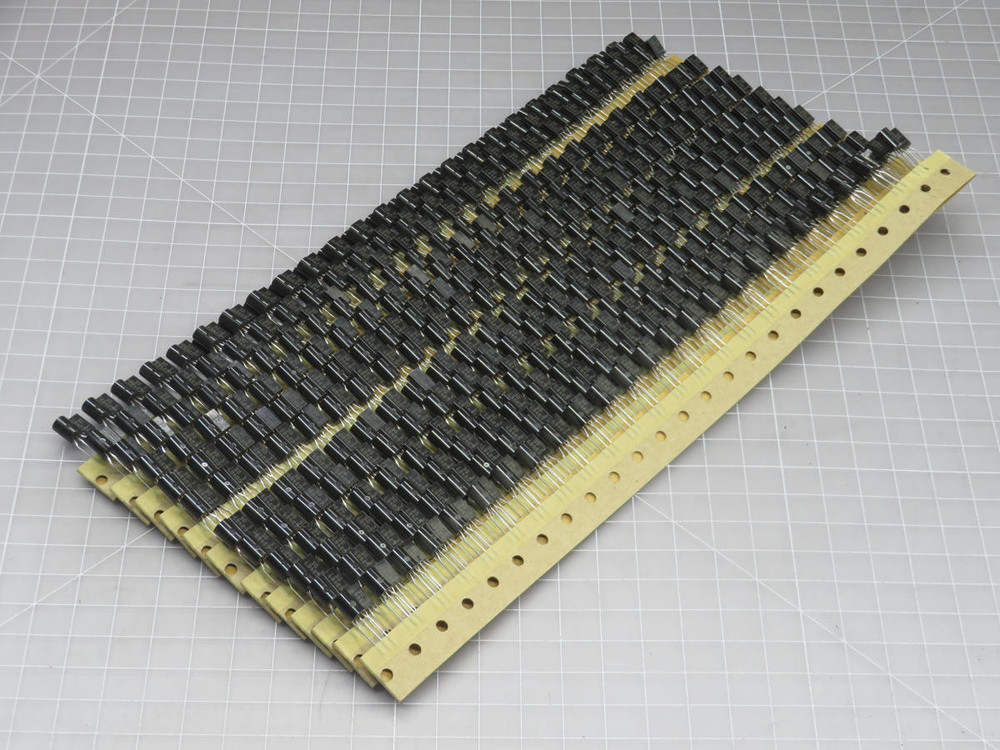 LOT OF 600 ONSEMI 2SC3467E-AE BIPOLAR TRANSISTORS T208706