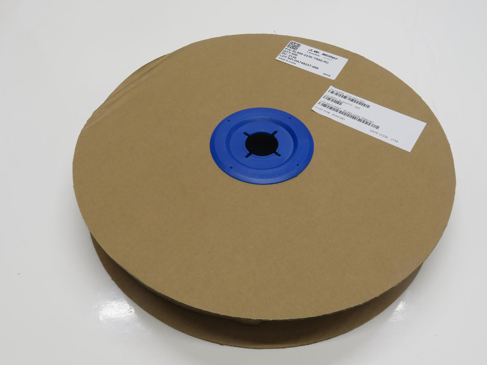 LOT OF 500 BOURNES RL895-223K-TR60-RC RF INDUCTORS T210964