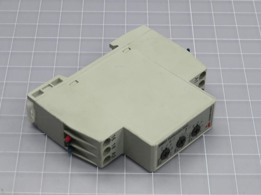 CARLO GAVAZZI  DMB51CM24  TIME DELAY RELAY  For Sale