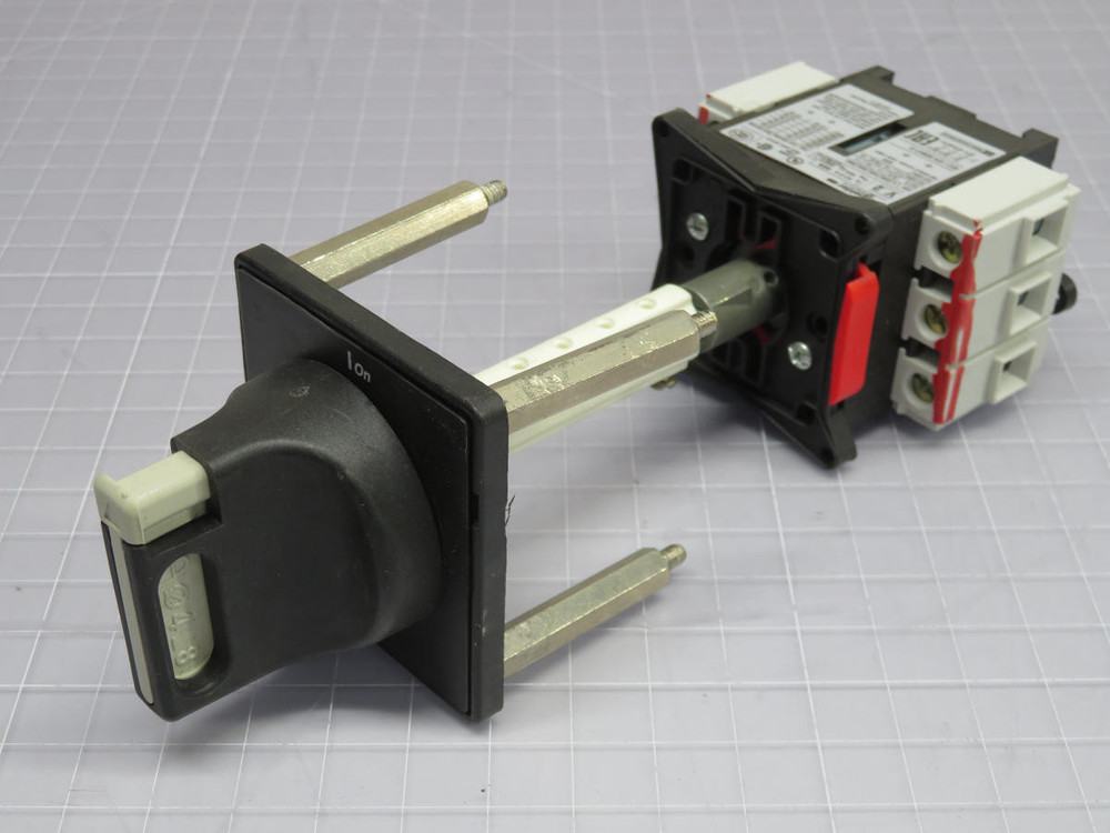 SCHNEIDER  IEC/EN 60947-3 3R1611   For Sale