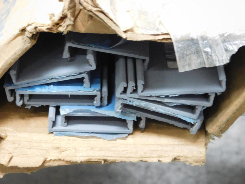 LOT OF 2 THOMAS & BETTS TY2CPG6 WIRING DUCT COVER 2" WIDE RIGID PVC GRAY T128336