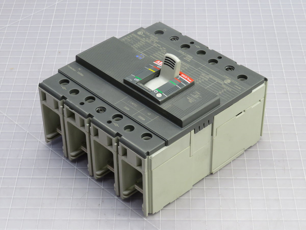 ABB  XT3NU4200AFF000XXX 1SDA075127R1   For Sale