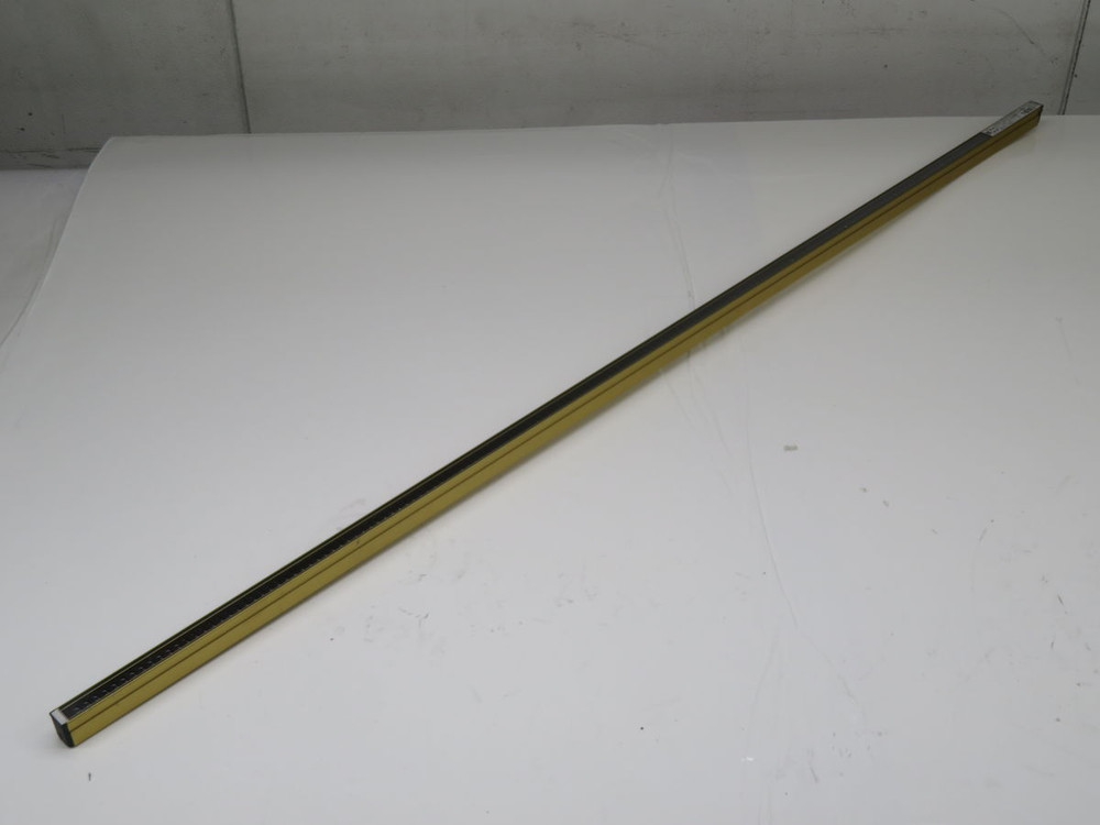 PEPPERL & FUCHS  202092-0013 SLCS30-1300-R   For Sale