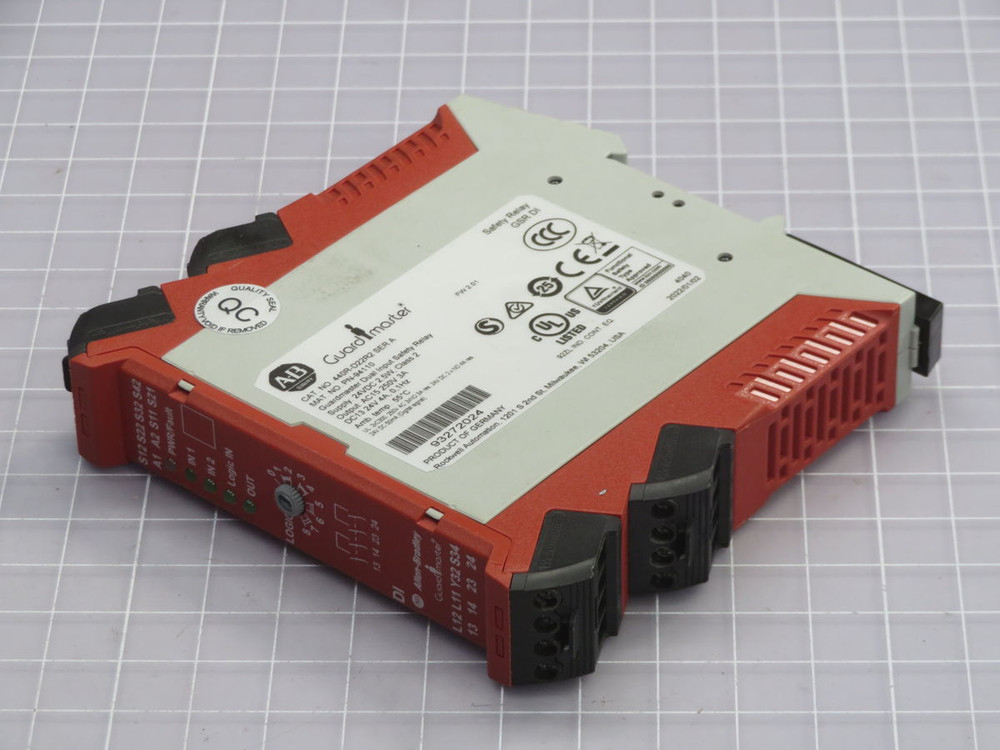 ALLEN BRADLEY 440R-D22R2 MONITORING SAFETY RELAY T263126