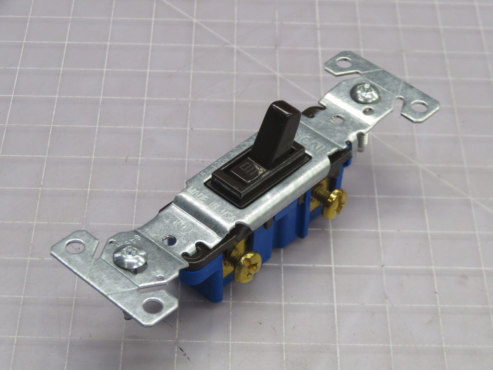 Lot of 100 EATON  1301B    For Sale