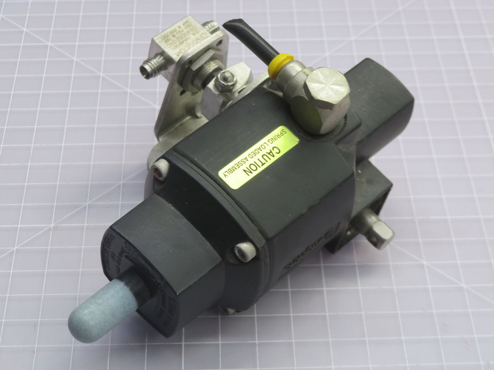 SWAGELOK  151SR SS-41GS2-31C   For Sale