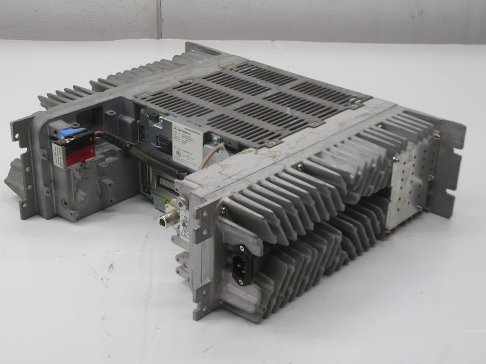 USED MOTOROLA AA23510 0182516W09 REPEATER ASTEC T265776 For Sale
