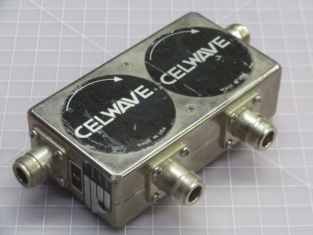 USED LOT OF 5 CELWAVE CD870-C ISOLATOR CIRCULATOR T266029 For Sale