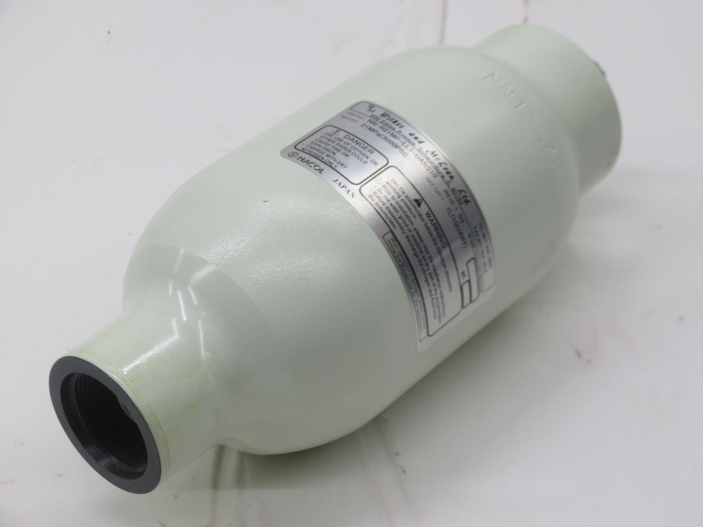 NIB WILKES NN-R21MP-LL1-UANS10 HYDRAULIC ACCUMULATOR T266575 For Sale