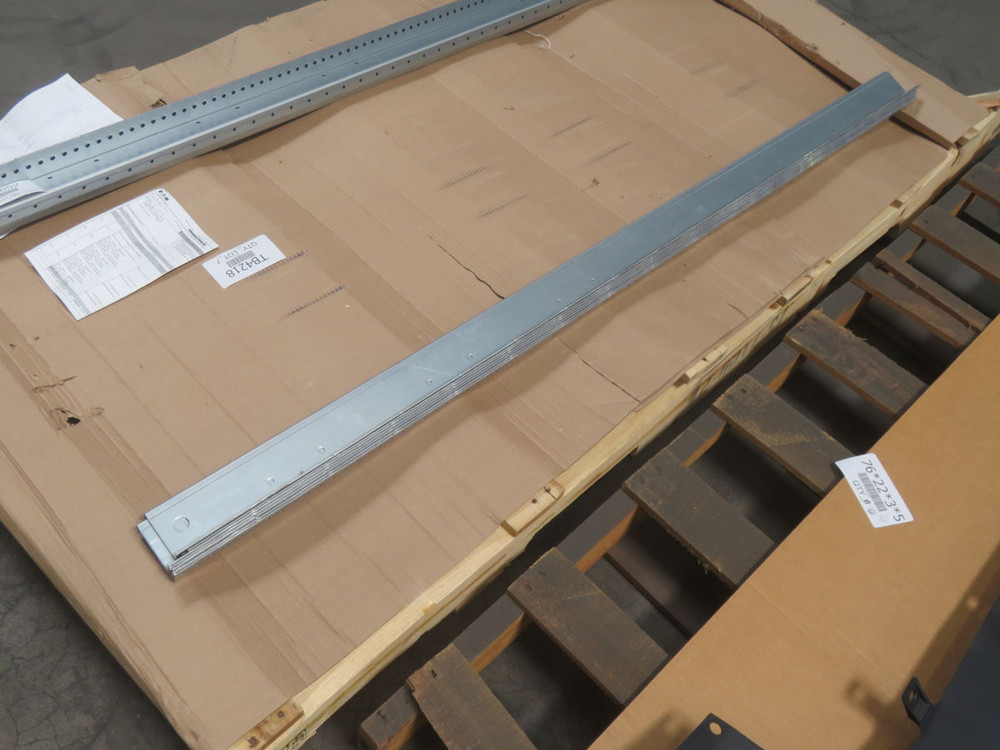 NOB LOT OF 7 EATON P24L31264AFH02 POW-R-LINE "Z-BRACKET" T268651 FOR SALE