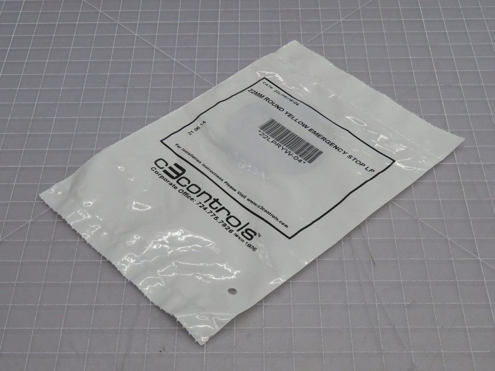 NOB LOT OF 12 C3 CONTROLS 22LPRYW-04 INDUSTRIAL EMERGENCY STOP LEGEND PLATE T268475 FOR SALE