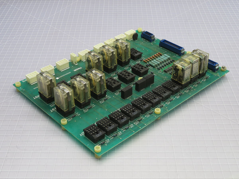 USED MAZAK D65RA002610 INDUSTRIAL CNC RELAY CONTROL PCB BOARD T268816 FOR SALE