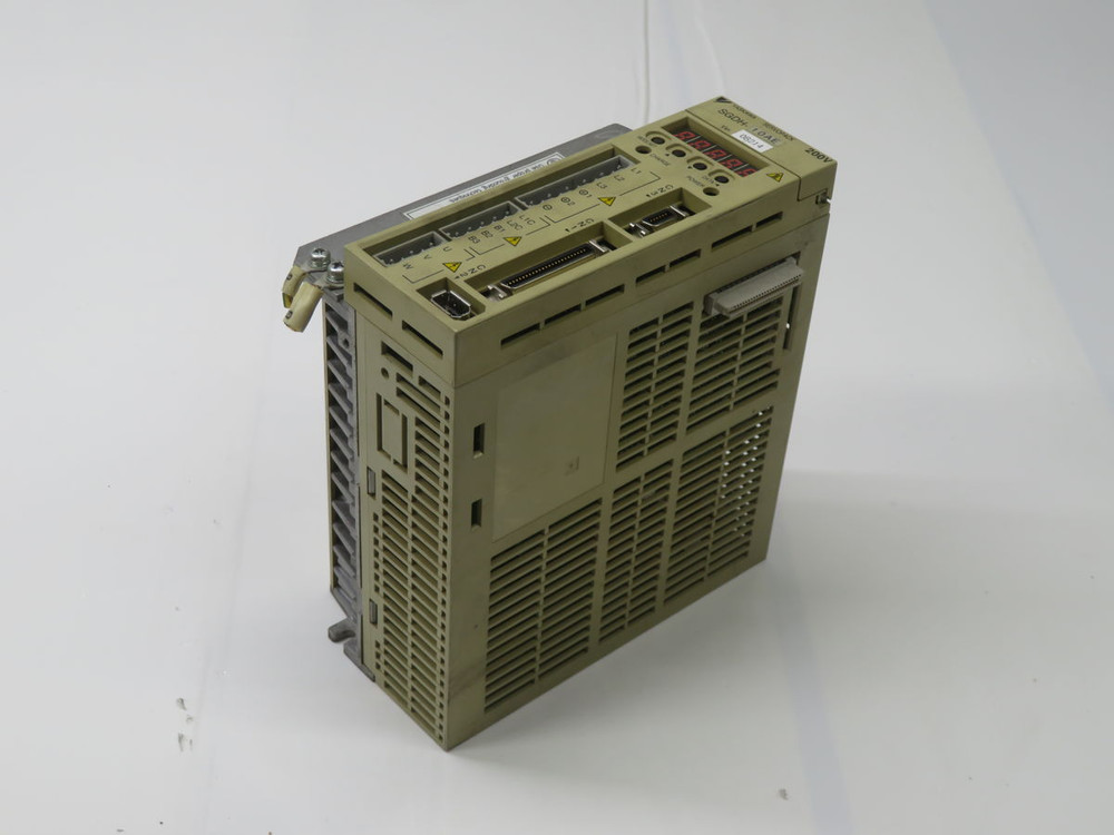 USED YASKAWA SGDH-10AE SIGMA II SERVO AMPLIFIER T269169 FOR SALE