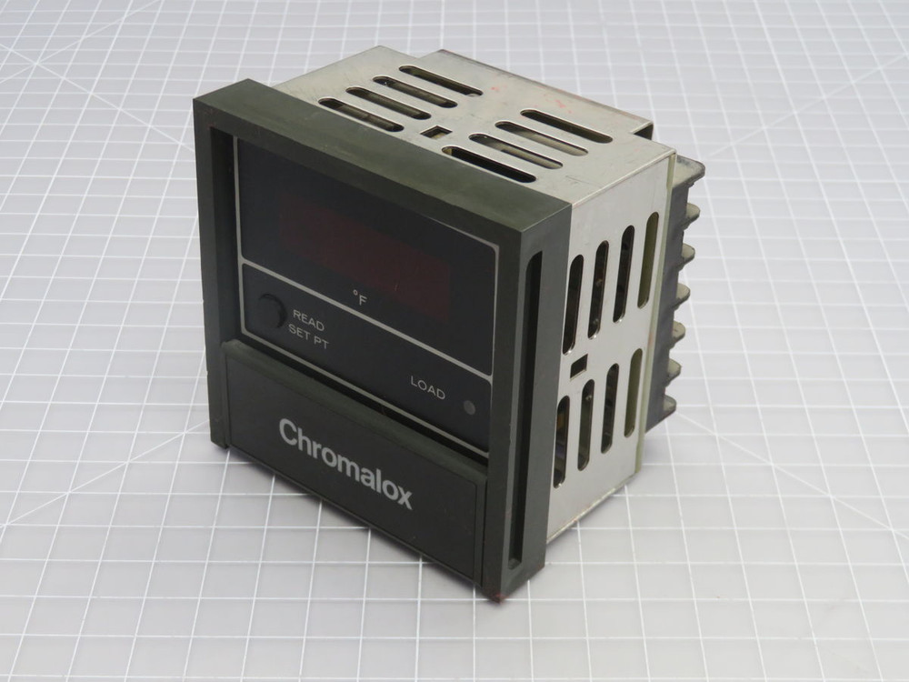 USED CHROMALOX PID TEMPERATURE CONTROLLER T269294 FOR SALE