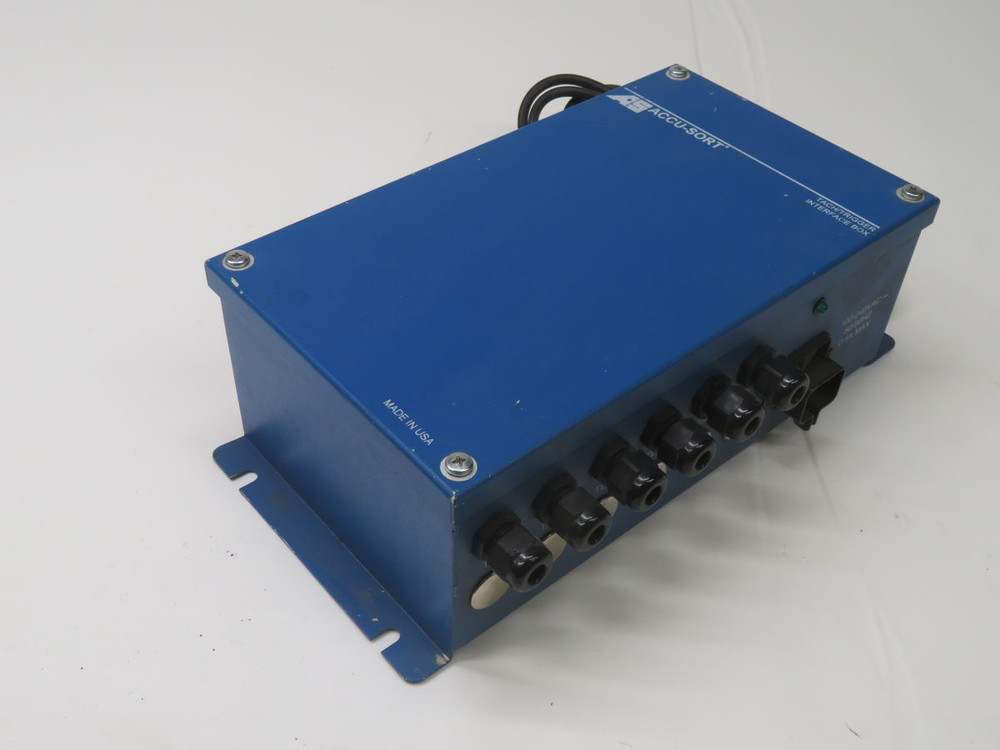 ACCU-SORT TACH/TRIGGER INTERFACE BOX SIGNAL-CONDITIONING MODULE T269576